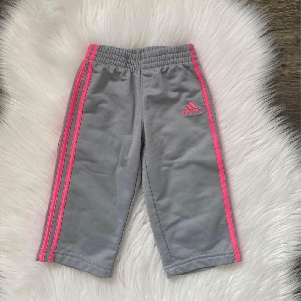 BABY GIRL ADIDAS SWEATPANTS SIZE 12 MOS